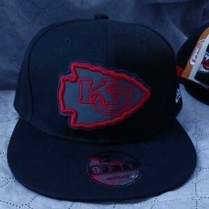 Kansas City Chiefs New Era 9fifty snapback hat. Brand new